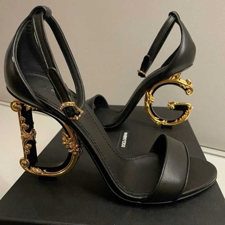 صندل جلو باز مشکی dolce & gabbana - تصویر 5